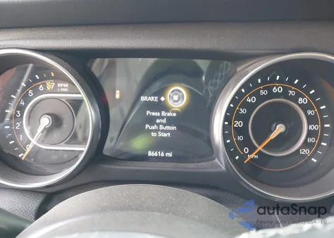 2020 Jeep Wrangler Unlimited Sahara 4X4 z USA, uszkodzony, nr VIN 1C4HJXEG2LW331923